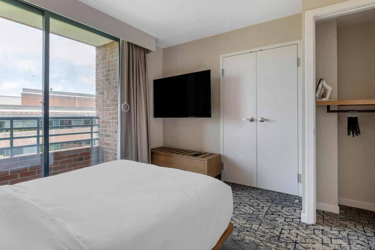 Hotel Sheraton Old Town 3*